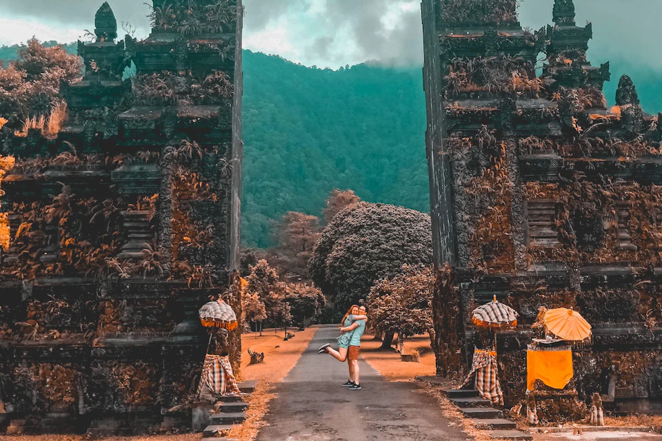 Handara Gate