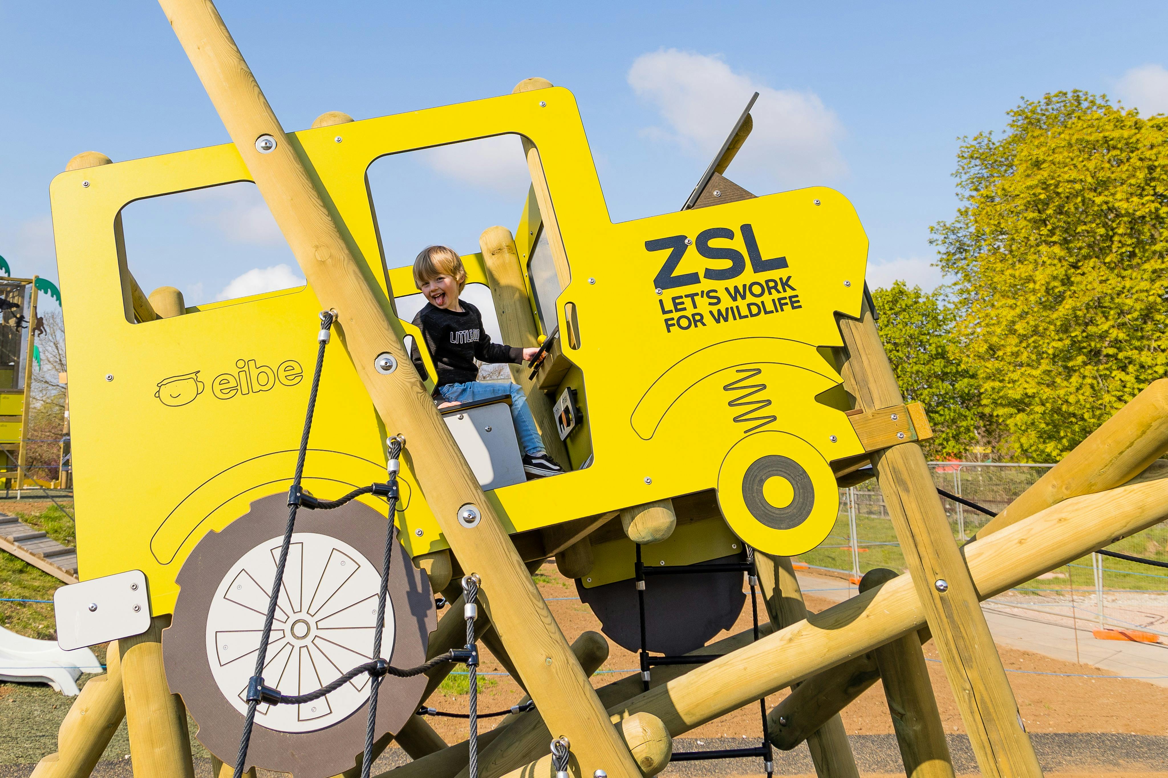 胡拉巴祖户外游戏