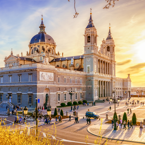 Royal Palace Madrid and Cathedral of La Almudena: Skip-The-Line & Guided Tour