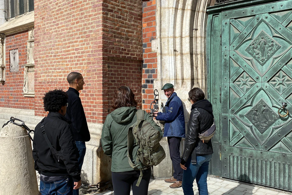 Walking tour in Krakow, Wislna 4