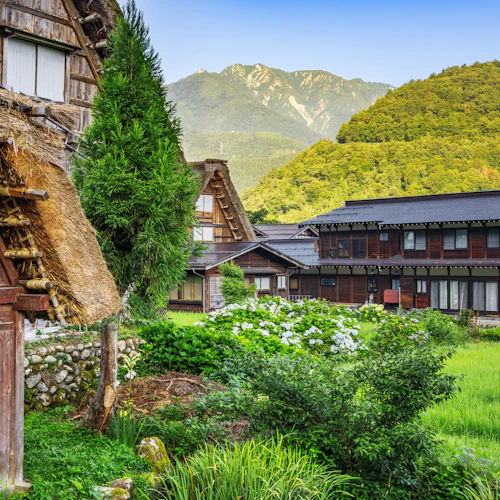 Shirakawa-go: Visita guiada + Visita opcional a Kanazawa e viagem de ida e volta de comboio de alta velocidade - Photo 1