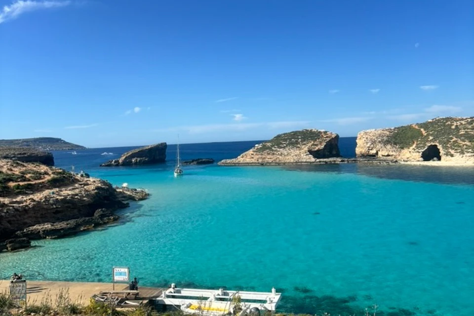 Comino views