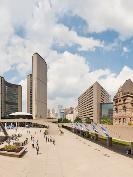 Nathan Phillips Square i Toronto