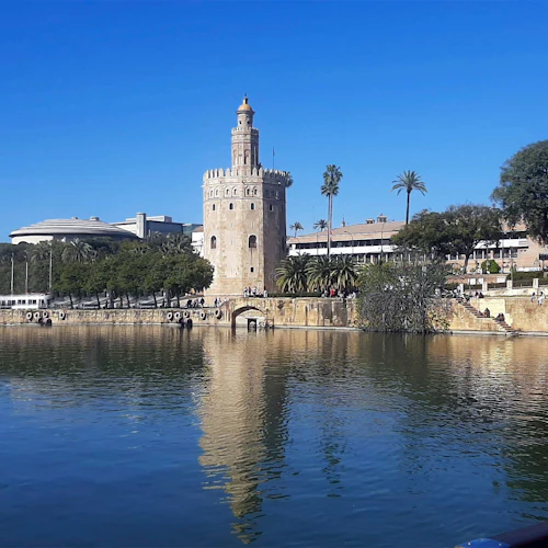 Sevilha: Passeio de barco guiado pelo rio Guadalquivir - Photo 5