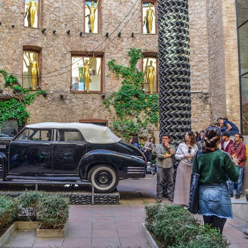 Girona, Figueres y Museo Dalí: Excursión de un día desde Barcelona