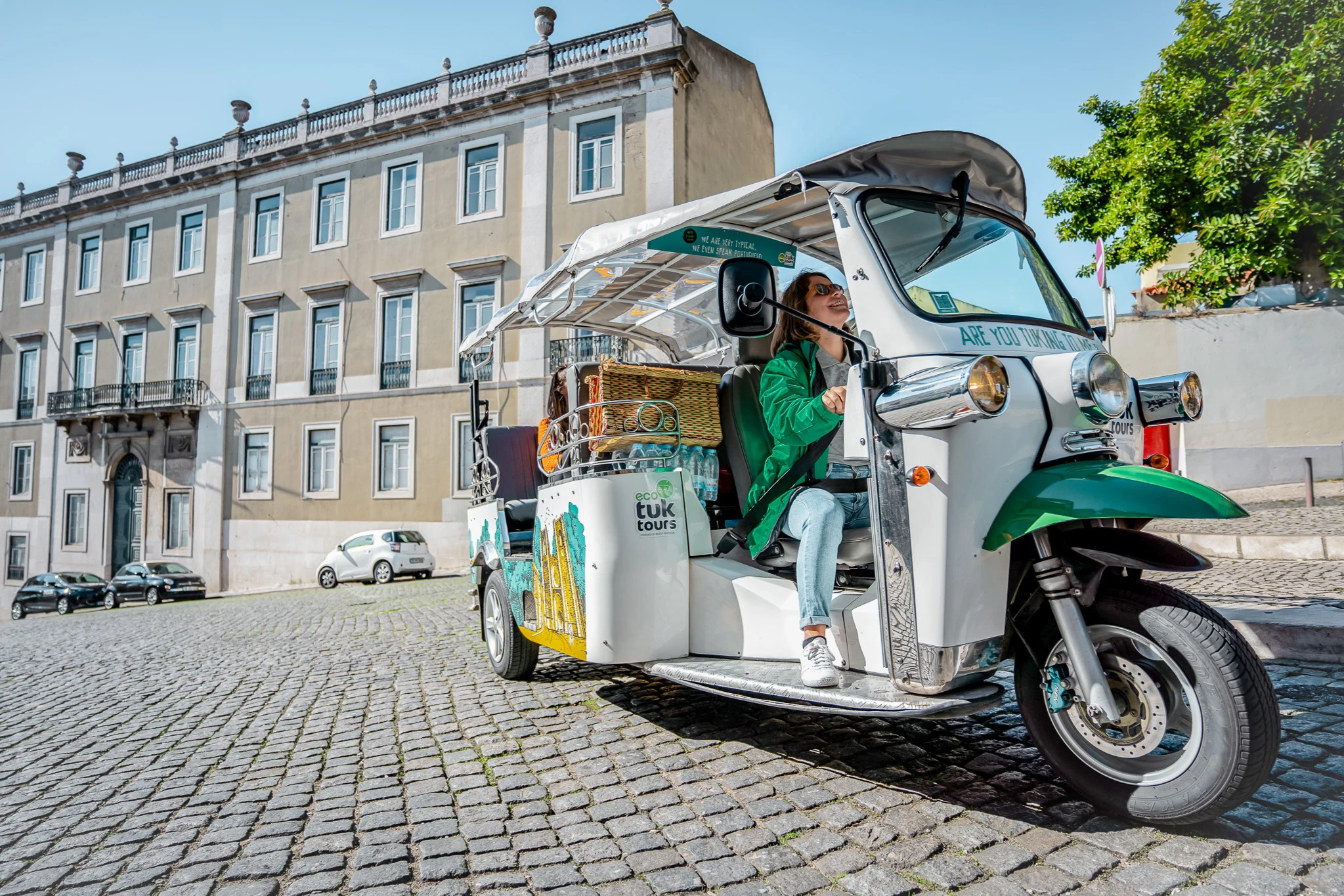 Lisbon: 1.5-Hr Private Tuk Tuk Tour of Old Town & City Center