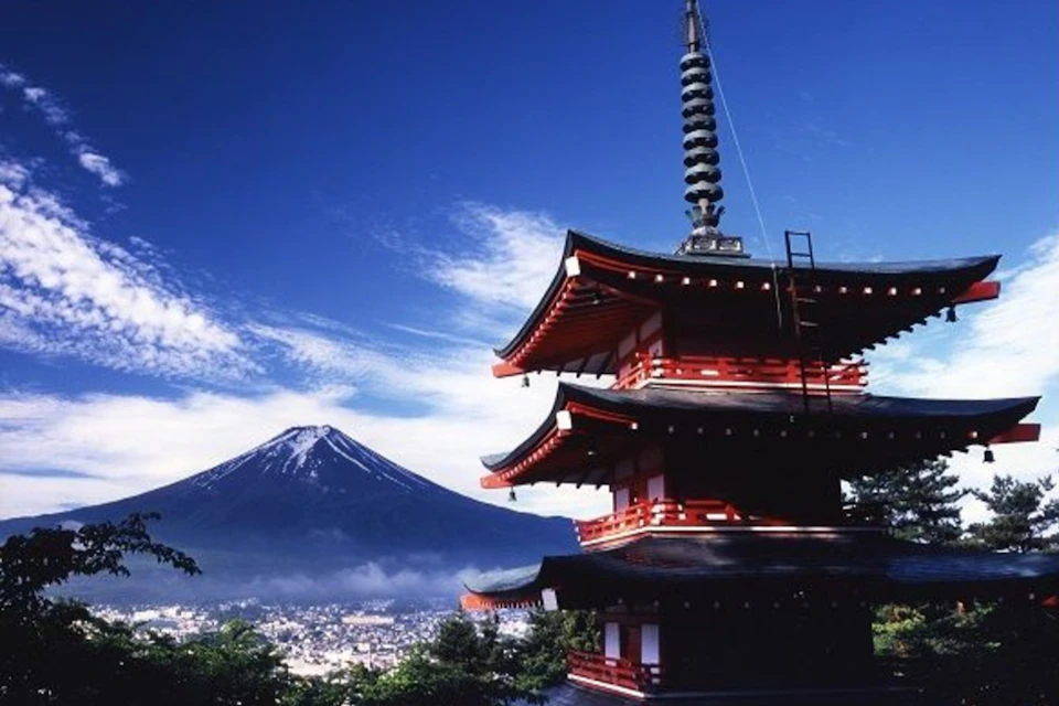 Mt. Fuji & Arakura Sengen Shrine