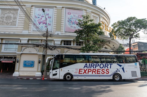 バンコクバンコクからスワンナプーム国際空港（BKK）へのバス移動(即日発券)