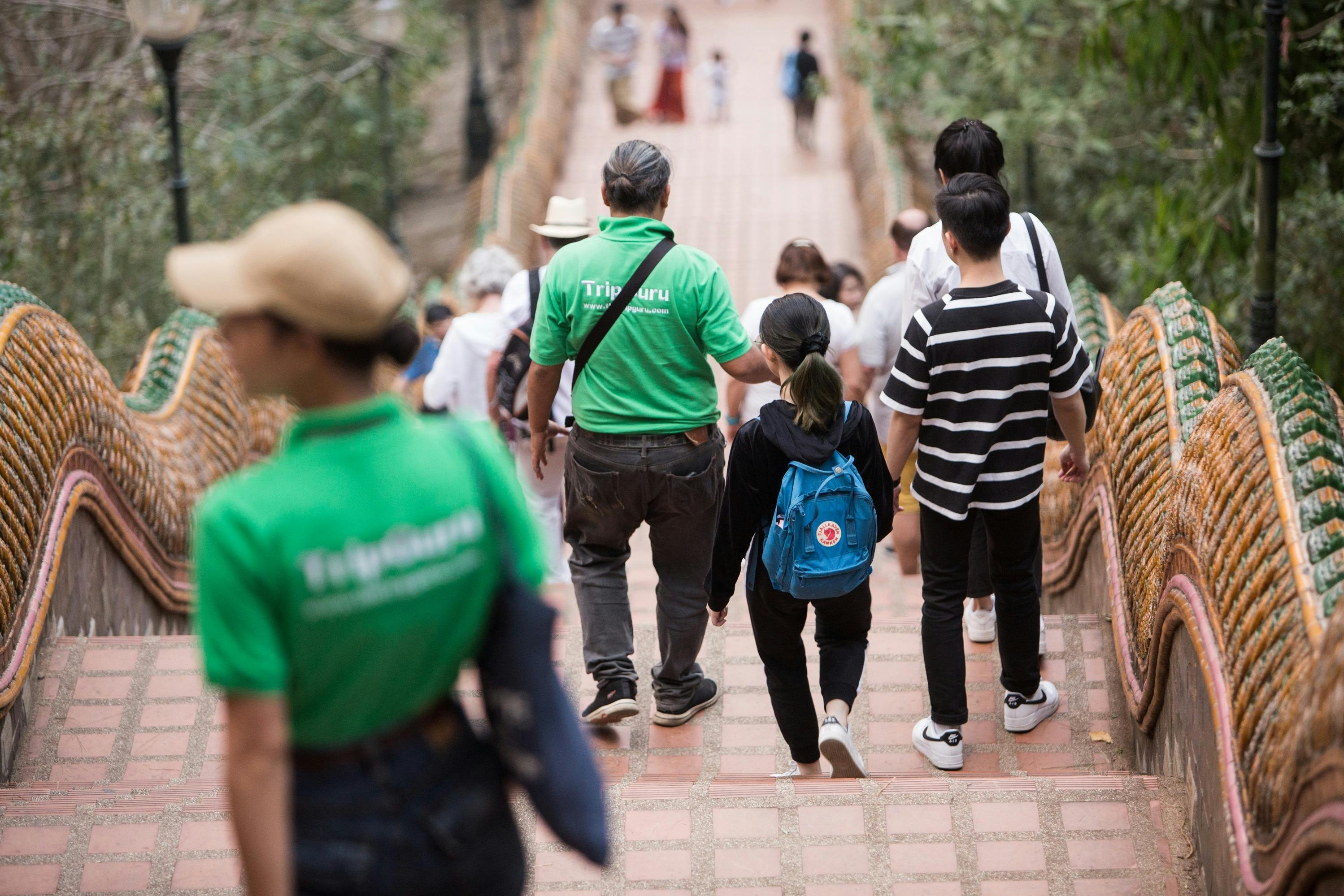 Σκάλες από το Doi Suthep