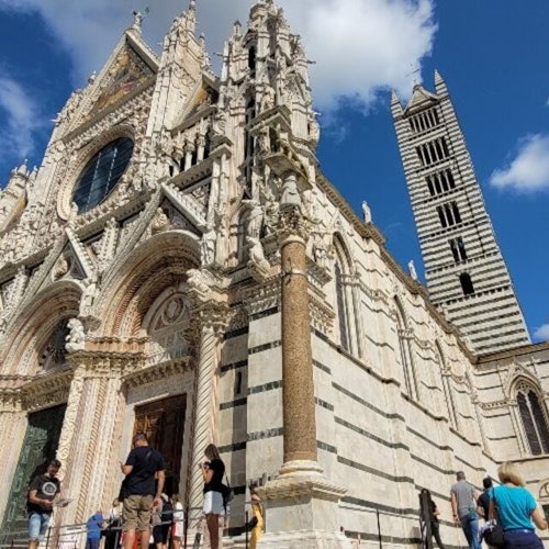 Visita guiada a la Catedral de Siena y Paseo por la Ciudad