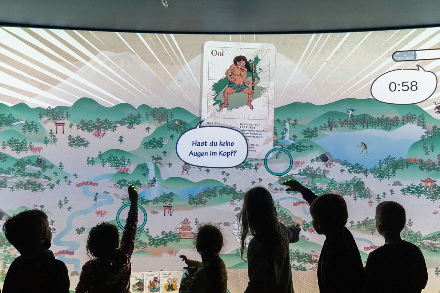 Interaktivní hra yokaigame se ovládá ručně. Kdo je rychlejší?