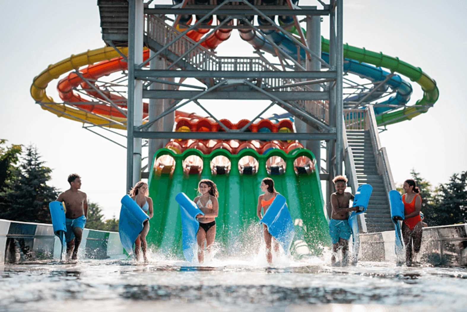 Raging Waters Los Angeles: Entry Ticket