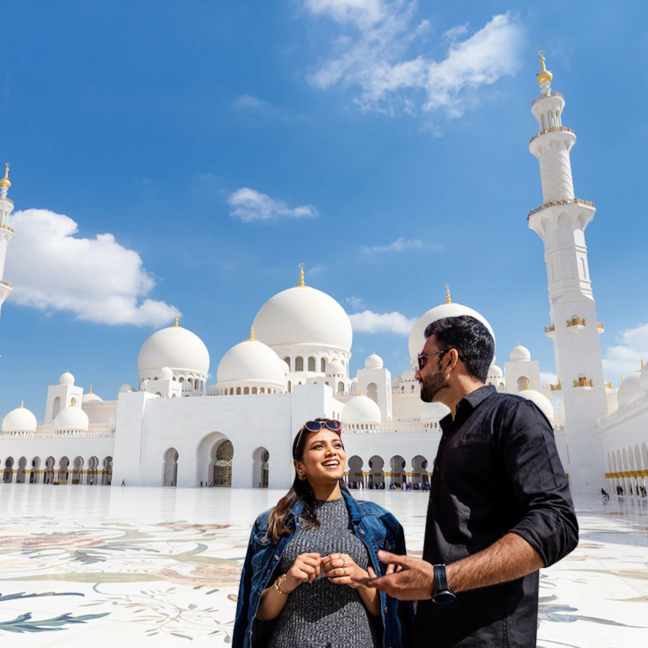 Abu Dhabi & Qasr Al Watan: Afternoon Guided City Tour + Transfers tickets