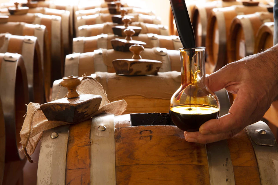 BALSAMIC VINEGAR