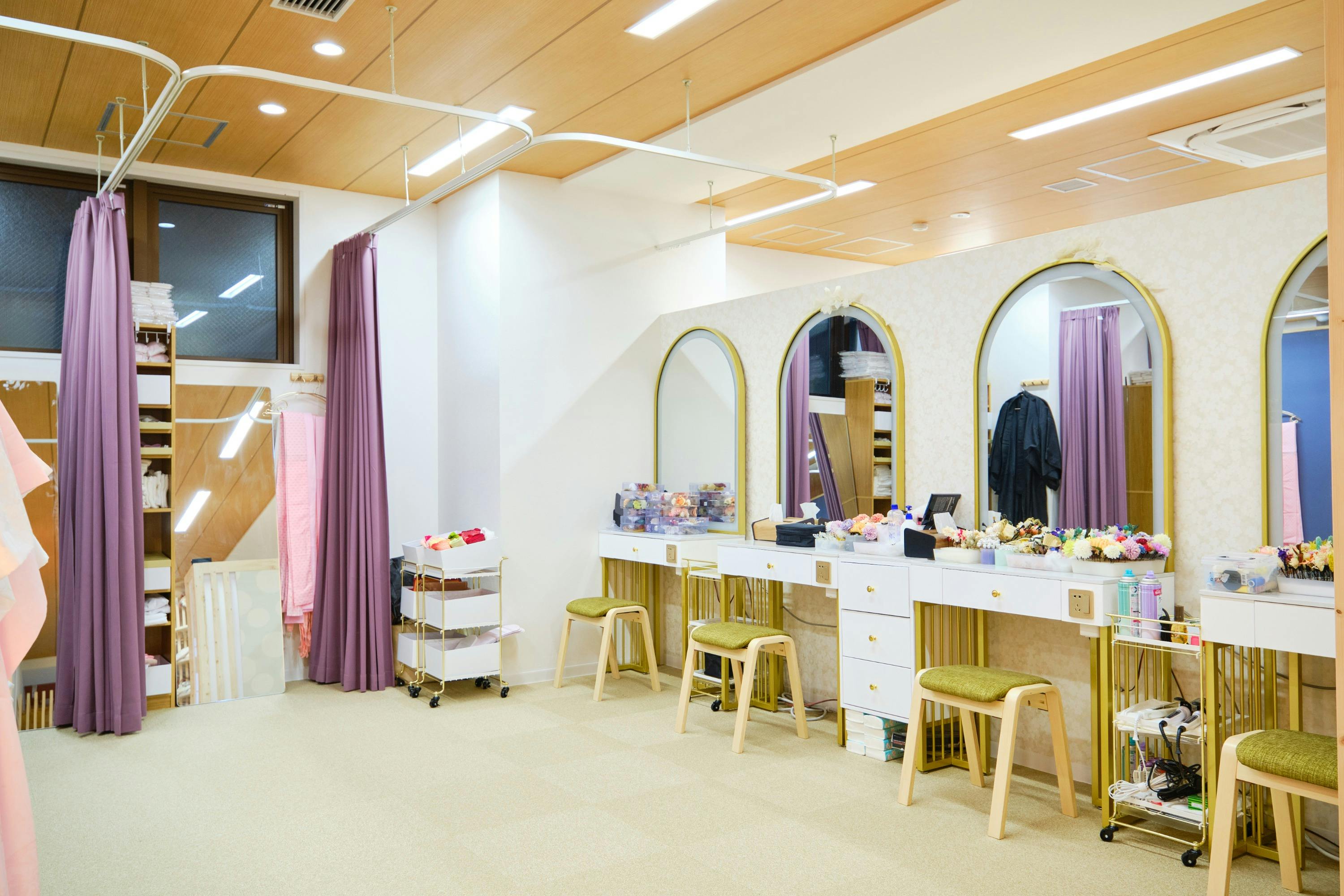 Asakusa: Kimono & Furisode Rental Experience for Men by Wasou Komachi Kanon