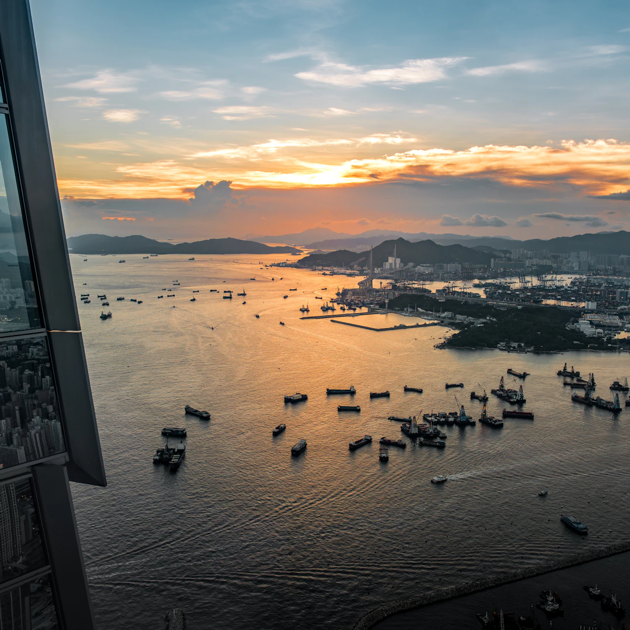 sky100 Hong Kong Observation Deck: Entry Ticket in Hong Kong β Tiqets