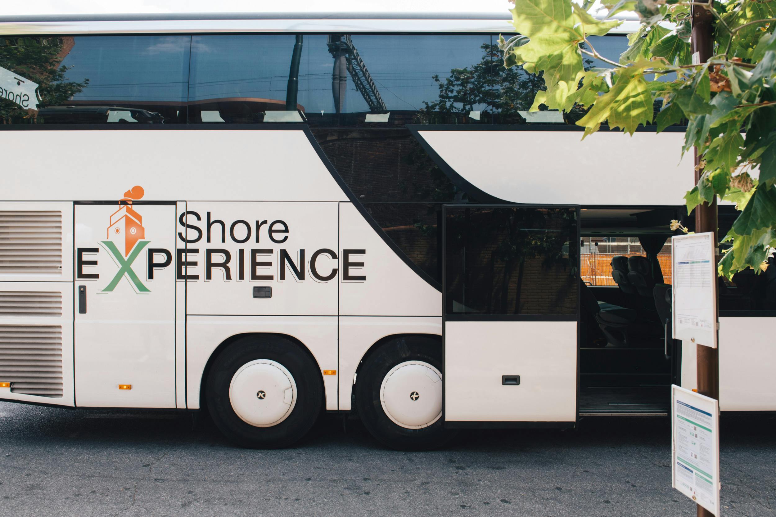 ラ・スペツィア発：フィレンツェへの寄港地観光