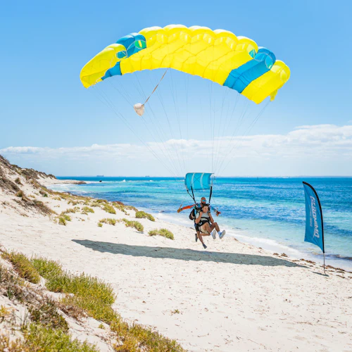 Ilha Rottnest: Experiência de paraquedismo em tandem - Photo 5
