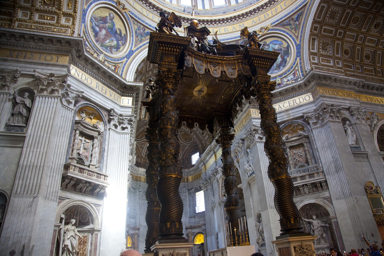 Basílica de São Pedro & Cúpula: Visita Guiada pela Manhã Cedo - Acomodações em Roma