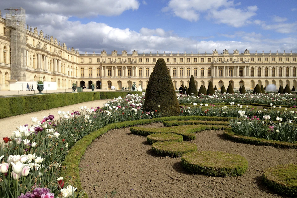 Versailles