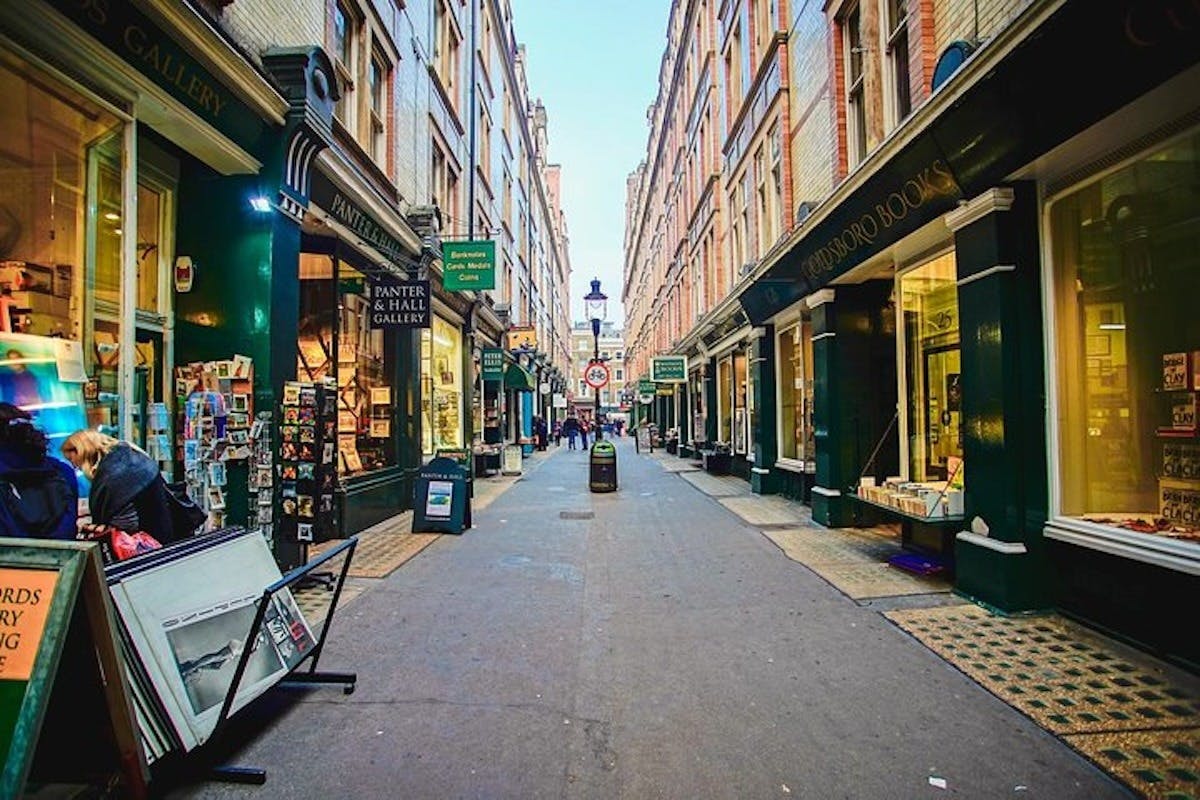 Cecil Court_Inspiration for Diagon Alley