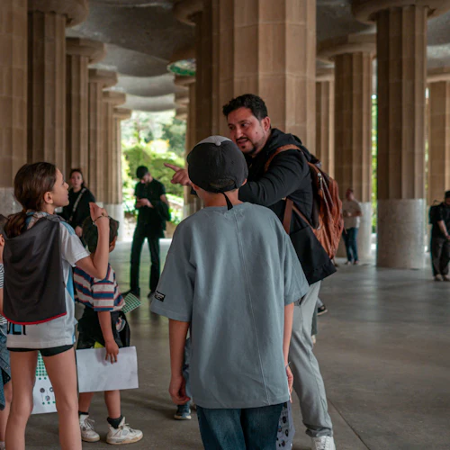 Parque Güell: Visita guiada em grupo reduzido para crianças e famílias - Photo 8