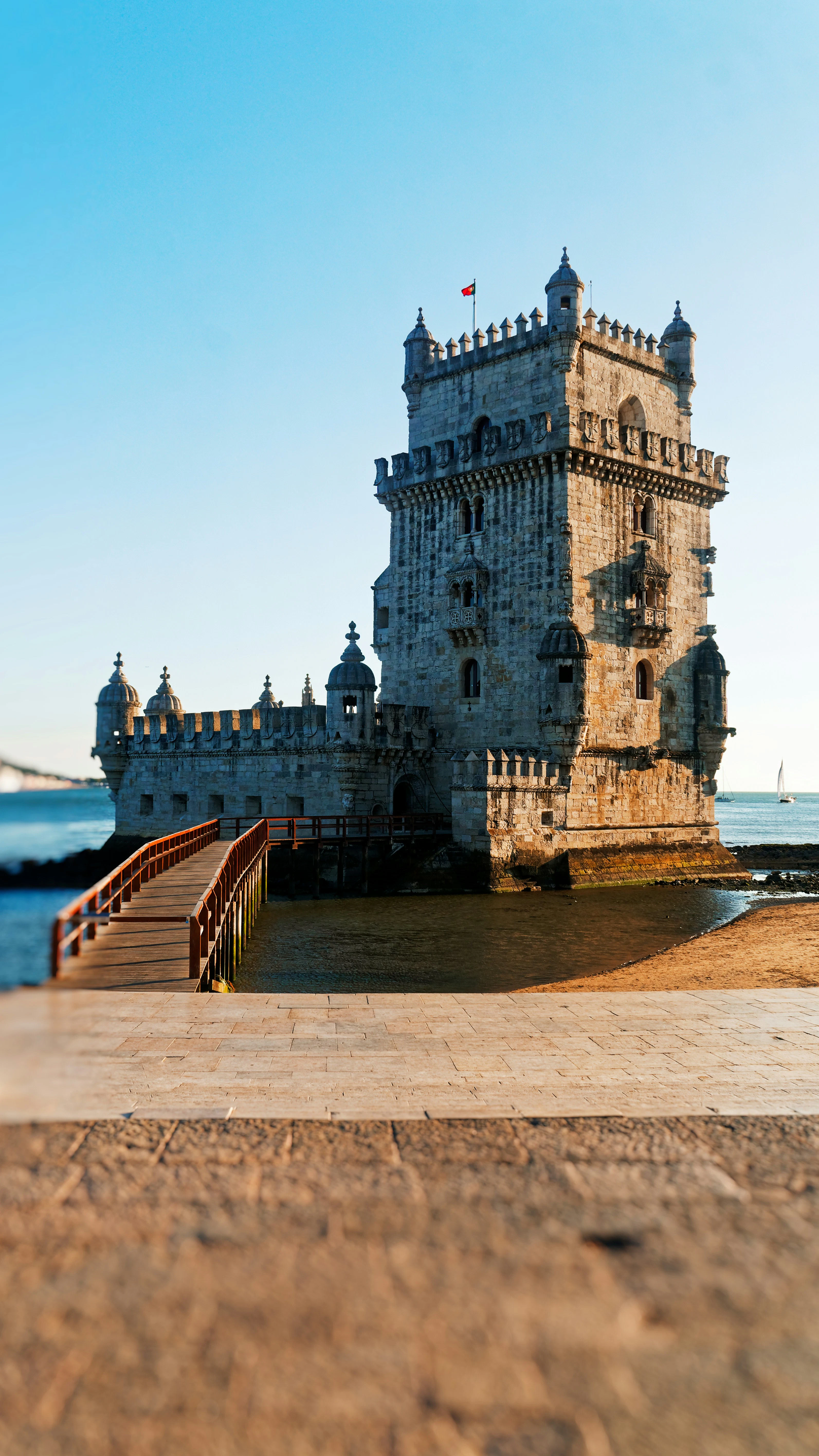 Lisbon: 24 or 48-Hr Hop-on Hop-off Bus Tour