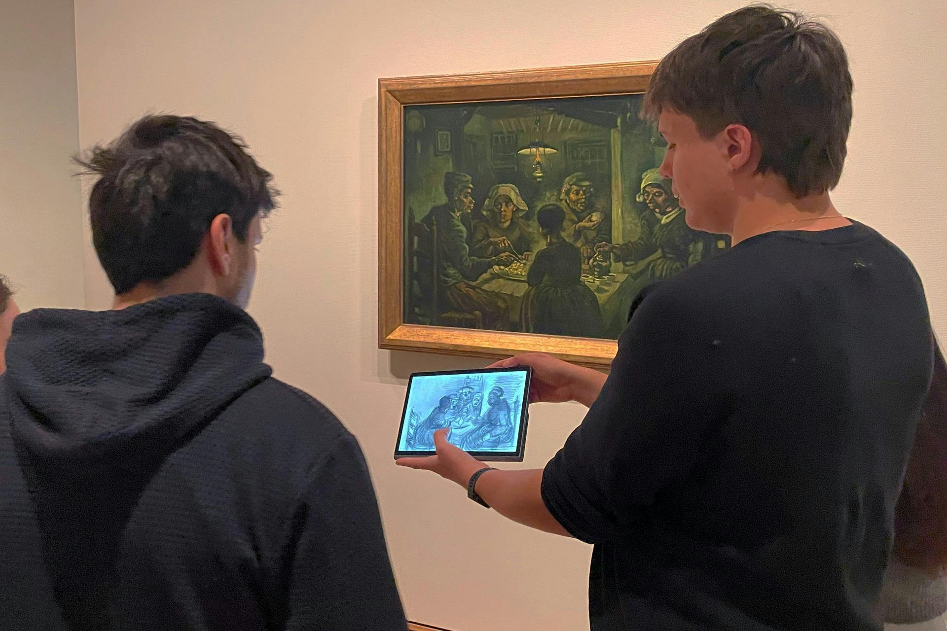 Van Gogh Museum: Small Group Guided Tour for 5 or 15 People 3
