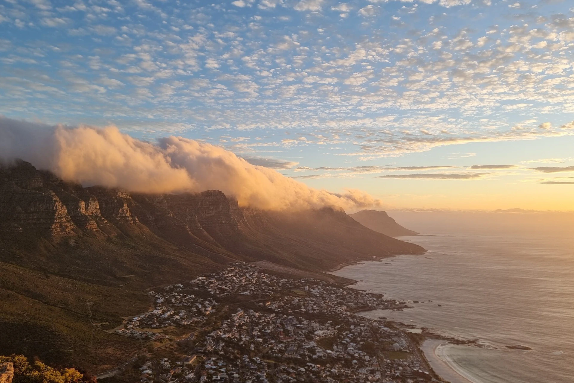 Table Mountain from lions head