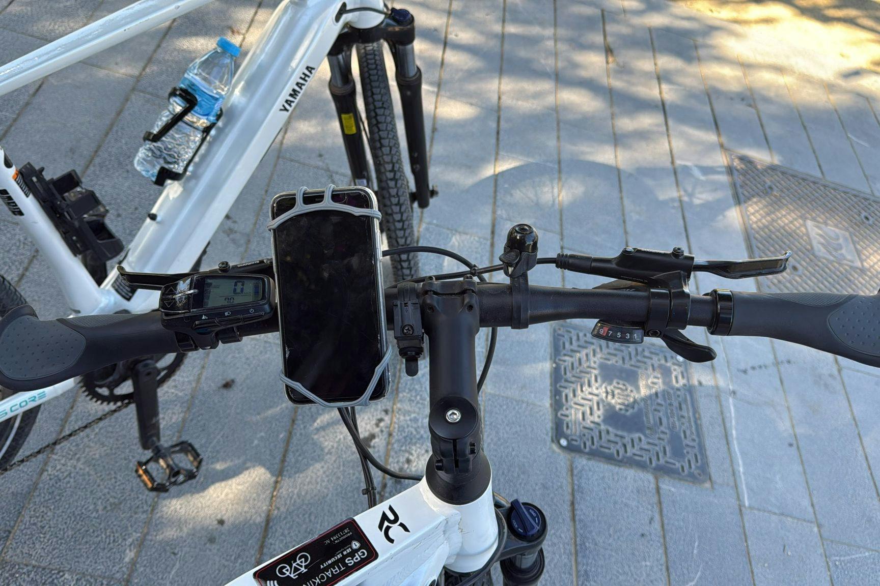 Ανακαλύψτε τη Βαλένθια με ένα ηλεκτρονικό ποδήλατο Yamaha. Αυτά τα ποδήλατα είναι ιδανικά για μεγάλες διαδρομές χάρη στην υψηλή αυτονομία των 120 χιλιομέτρων.