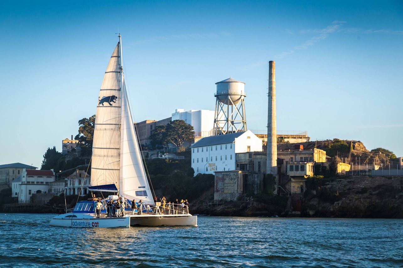 Bahía de San Francisco: Crucero en catamarán al atardecer - Alojamientos en San Francisco