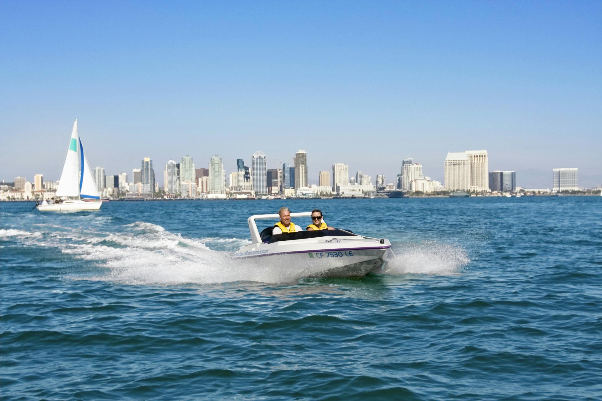 Book Your San Diego Speedboat Tours Online