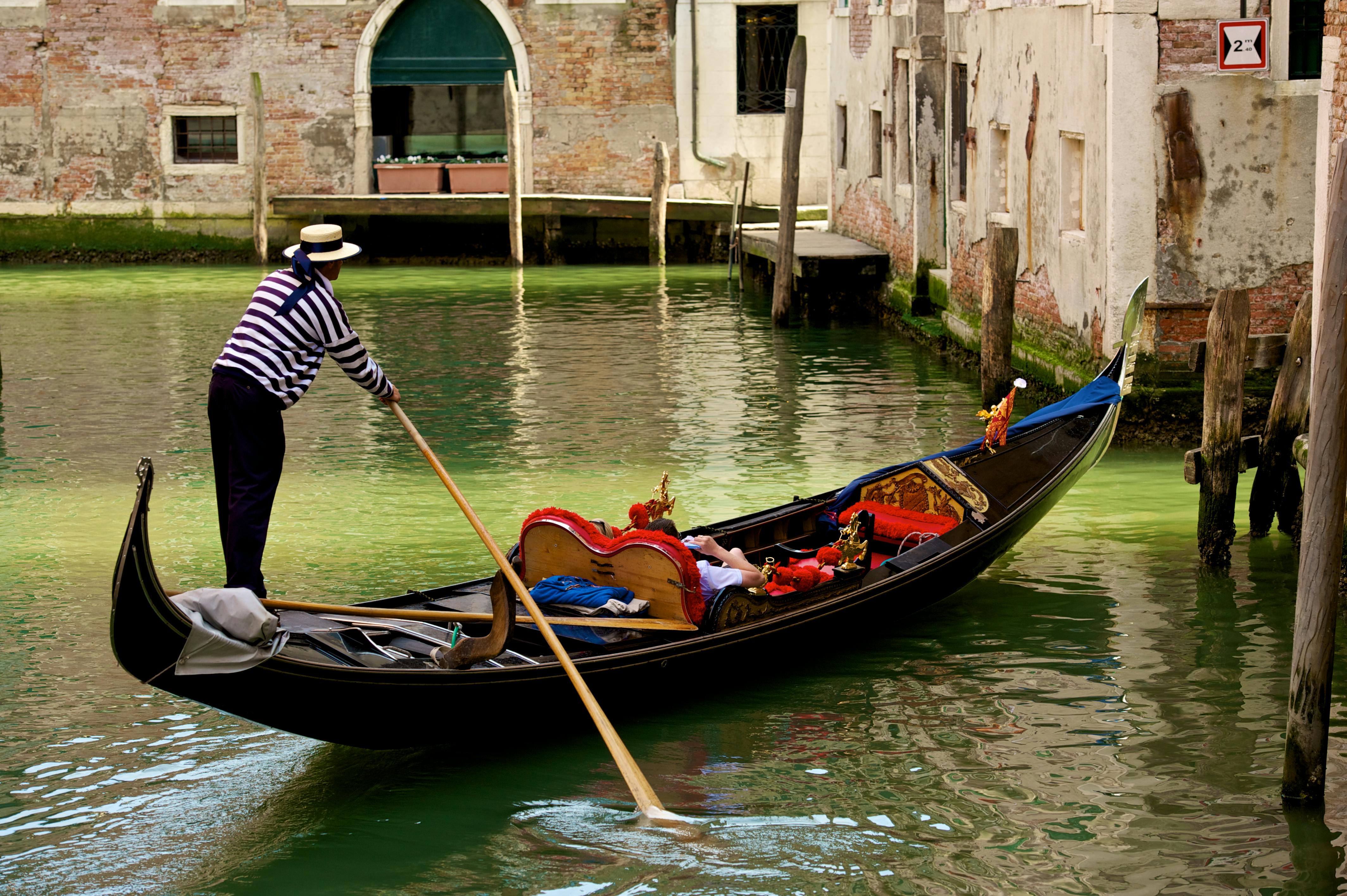 Book Your Venice Boat Tour Online   58a5a0c5409f4941a7d30f4ec61e77d9 