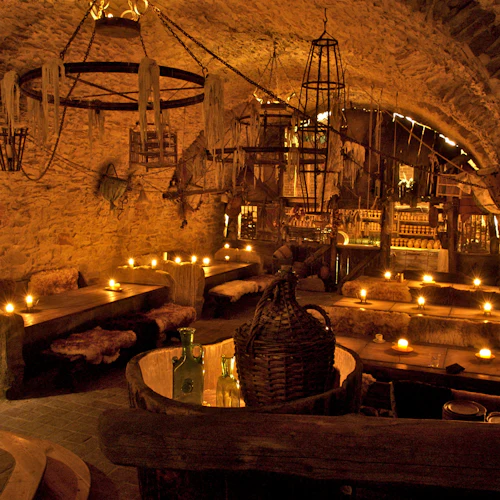 Praga: Jantar de Natal medieval com show ao vivo + bebidas ilimitadas - Photo 5