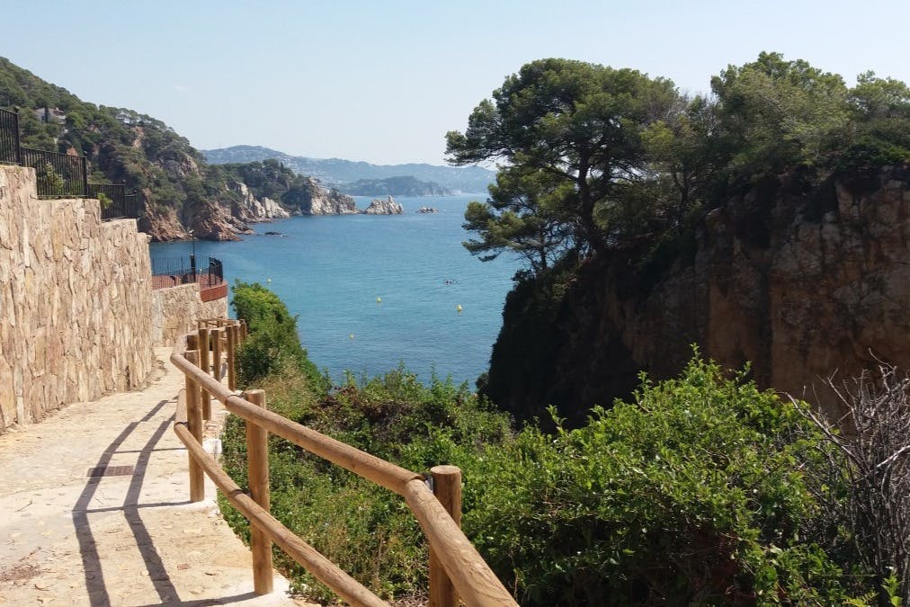 Blanes: Trasporto andata e ritorno in barca da Tossa de Mar — 2