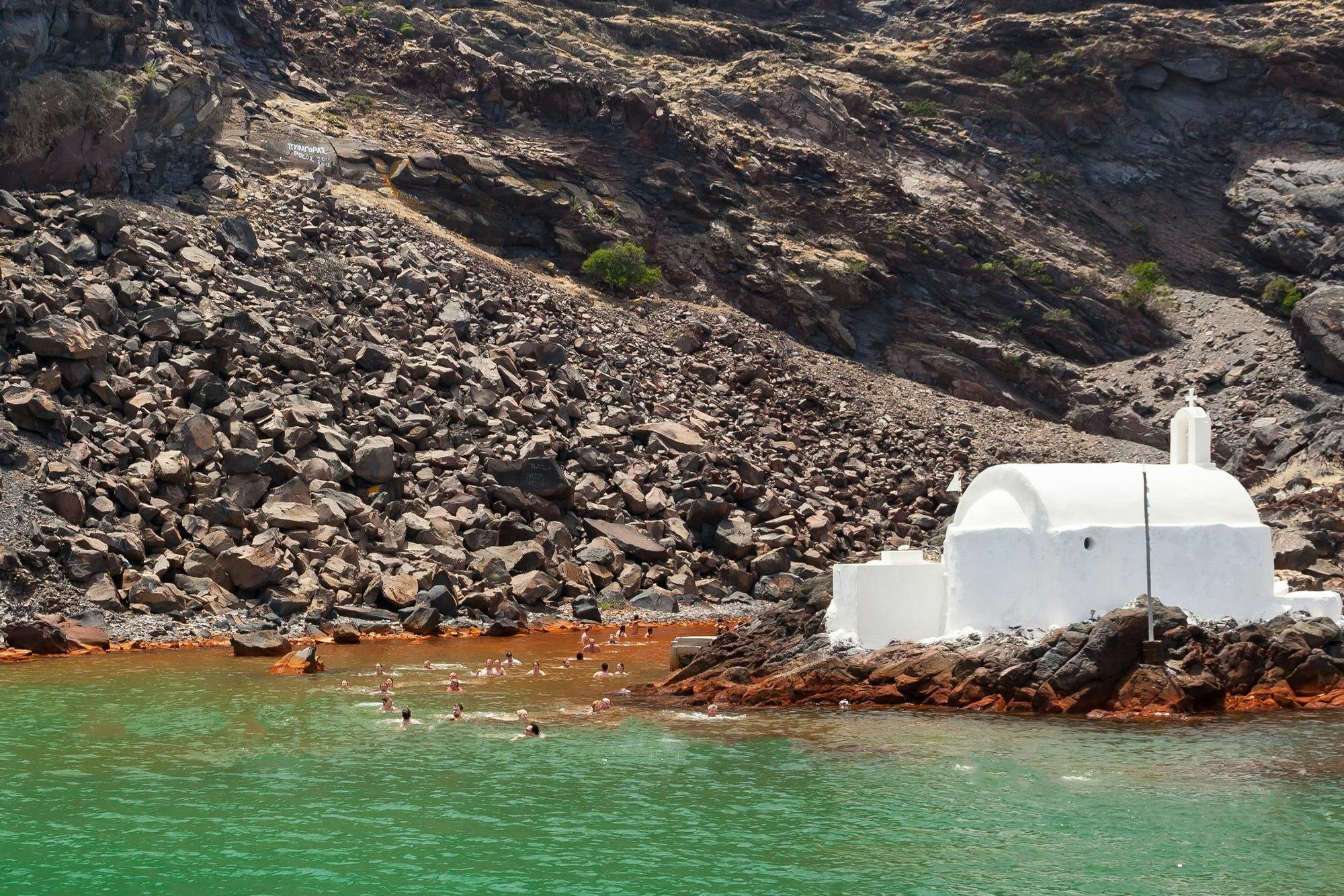 パレアカメニ島の温泉