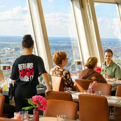 Berlin TV Tower: Admission + Breakfast