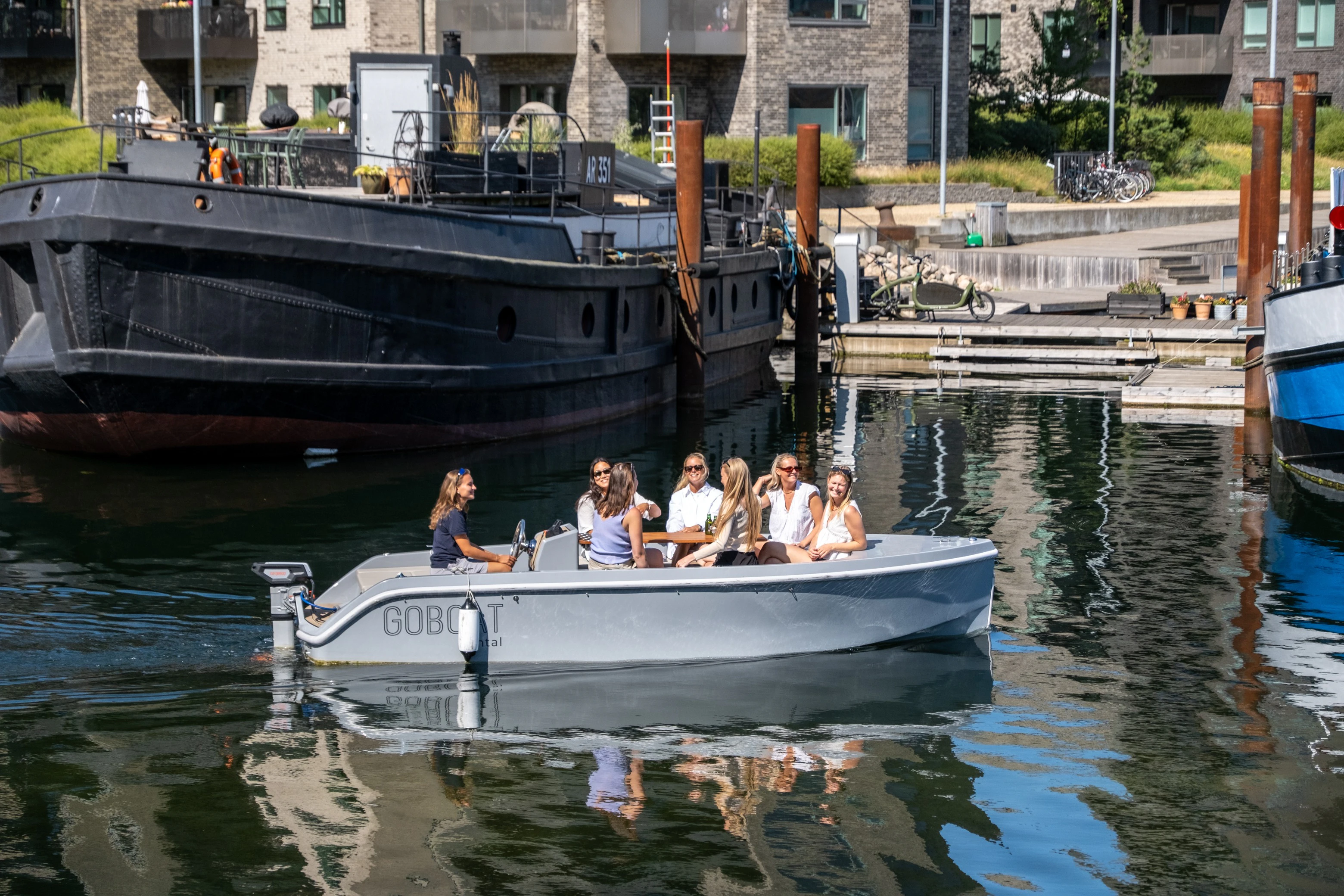 Copenhagen: Private Boat Tour