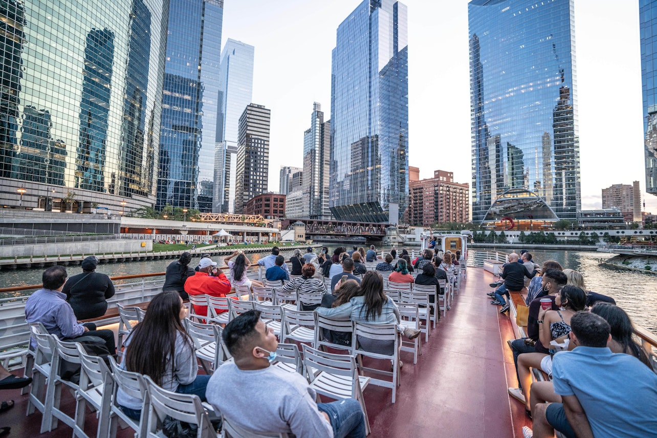 Chicago: Architecture River Cruise From Michigan Avenue - Accommodations in Chicago