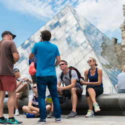 Hållplatsen i Louvren