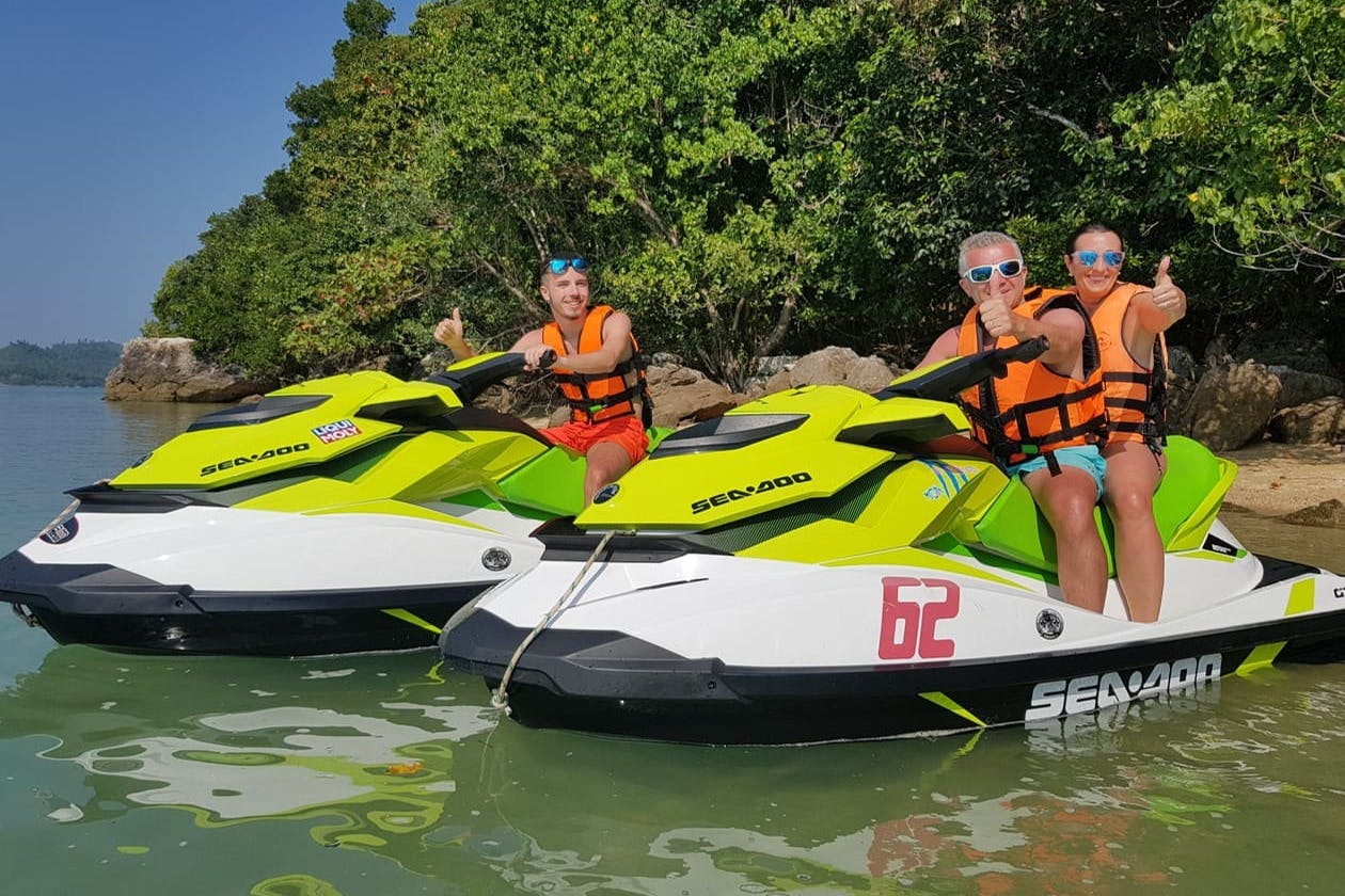 Ιδανική για οικογένειες και φίλους, αυτή η ξενάγηση εγγυάται εκπληκτικά αξιοθέατα και διασκεδαστικές στιγμές.