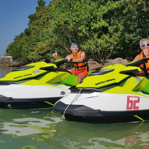 Phuket: Passeio de Jet Ski guiado por 5 ou 8 ilhas + almoço + traslado - Photo 10