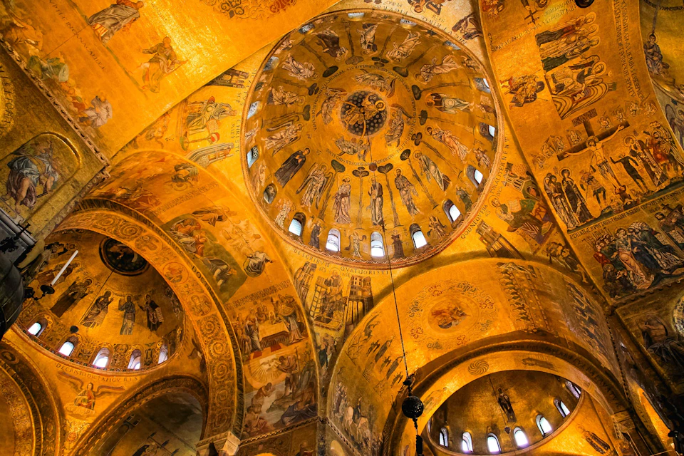 A picture of Saint Mark's Basilica Ceiling