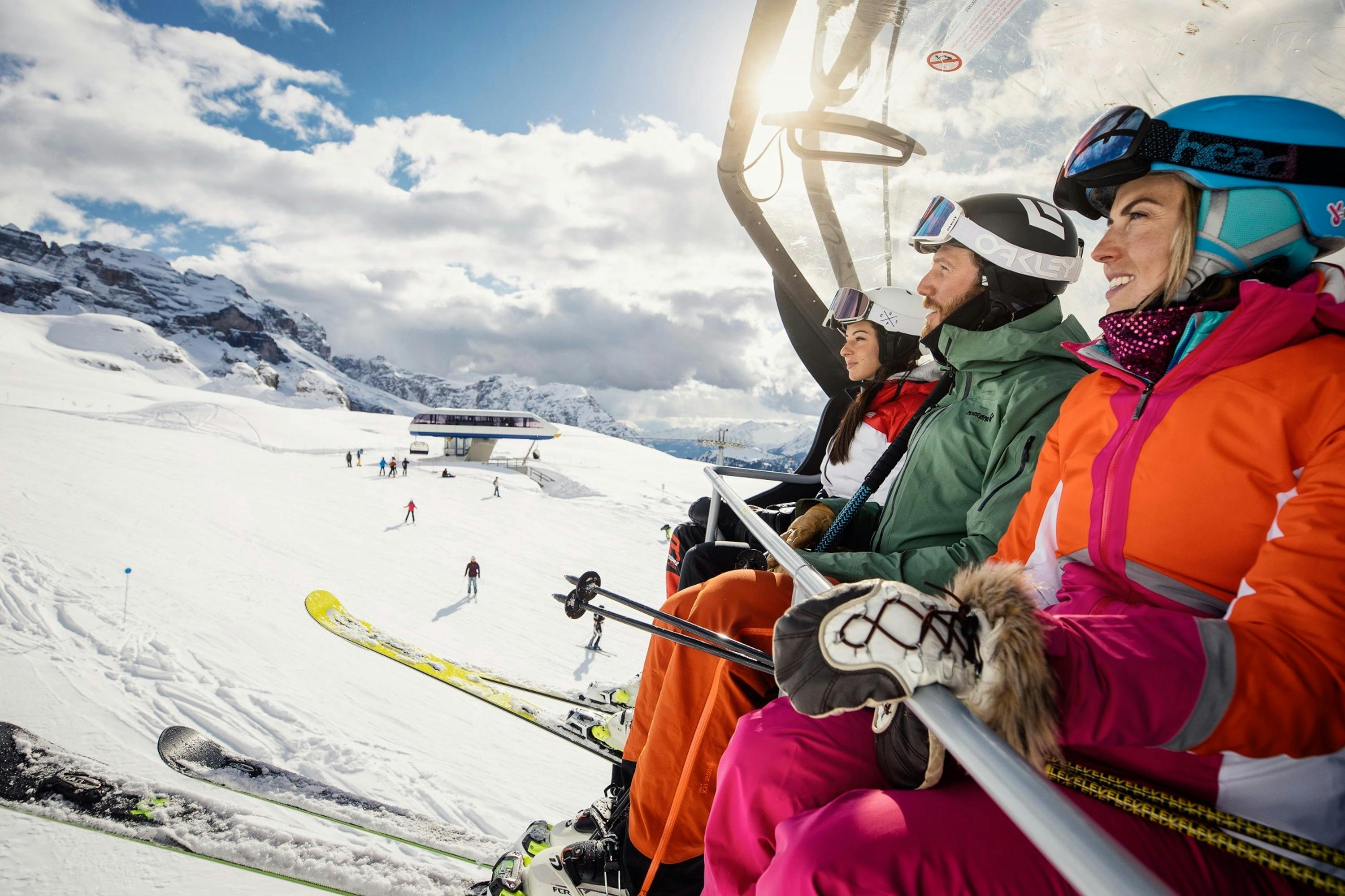 Dolomiti: Navetta Flyski da Campitello di Fassa all'aeroporto di Verona — 3