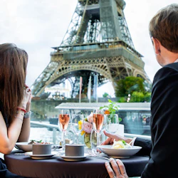 Seine River: 3-Course Dinner Cruise with Drinks by Bateaux Parisiens