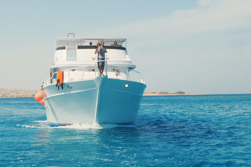 Hula Hula Island Snorkeling Sea Trip Full Day & Lunch - Hurghada
