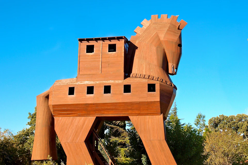 Troy wooden horse