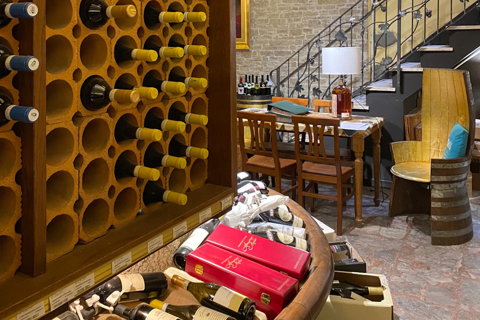 Alessi Wine Shop