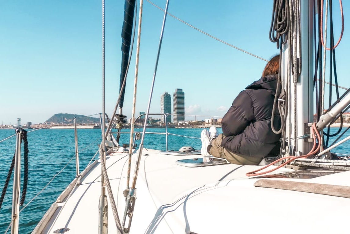 Tour de voile au lever du soleil