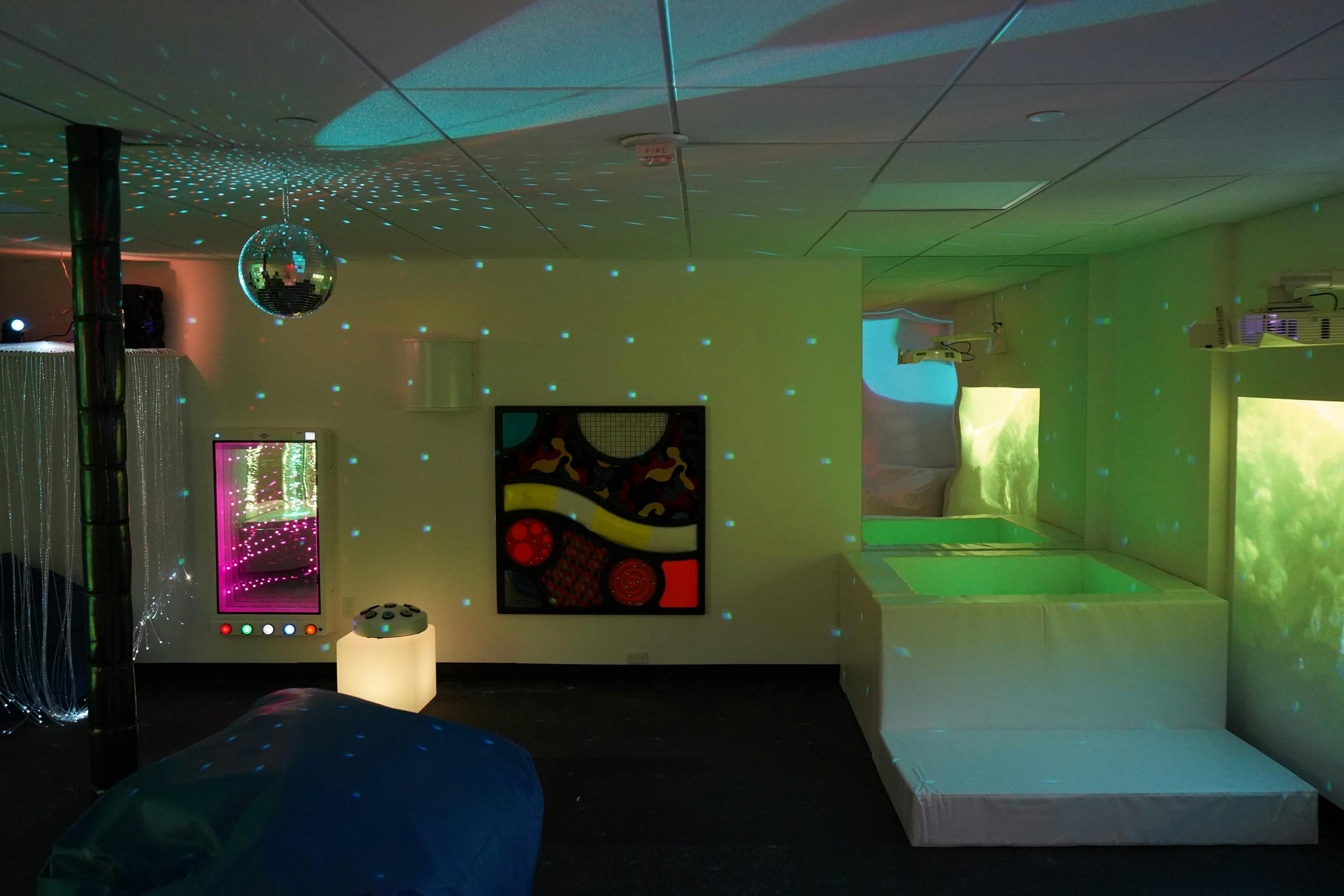 すべての人にインクルーシブな空間を作ることが、コンプリートプレイグラウンドと他のプレイエリアとの違いです！